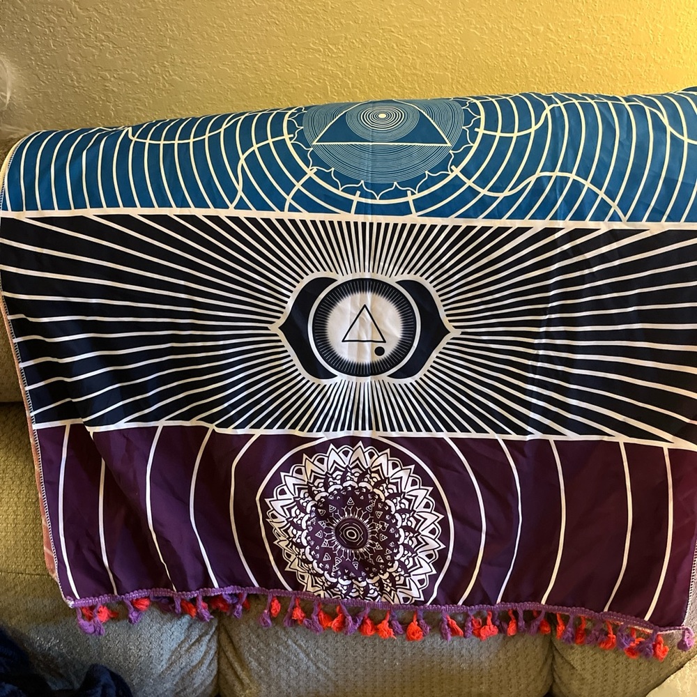 Colorful Geometric Patterned Tapestry - Picture 4 of 4
